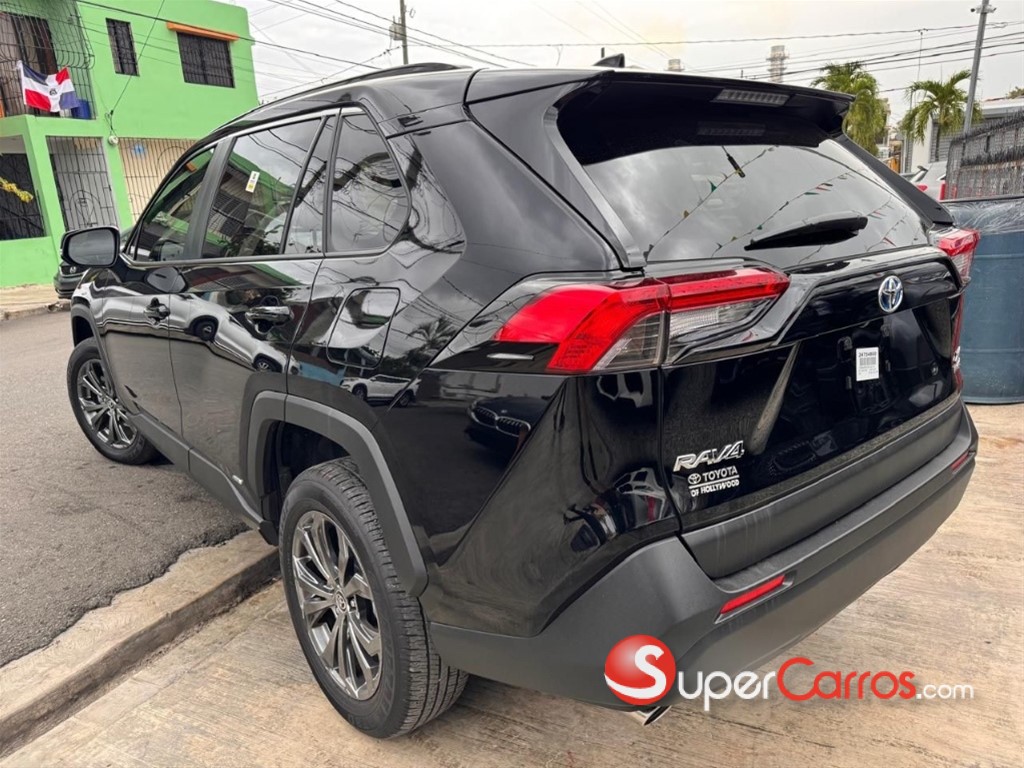 2024 Toyota RAV4 XLE Hybrid — foto 5 / 12