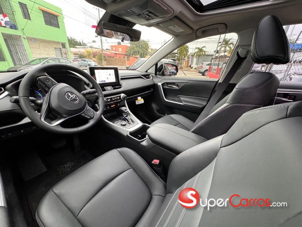 2024 Toyota RAV4 XLE Hybrid — foto 11 / 12
