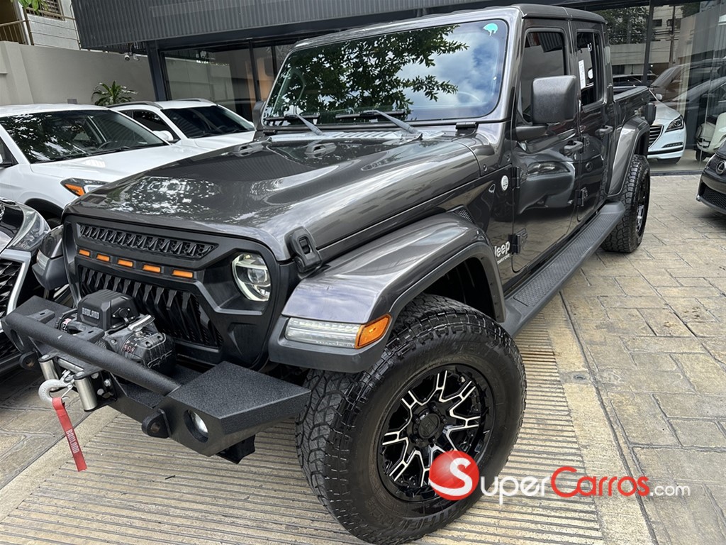 2020 Jeep Gladiator Overland — foto 2 / 11