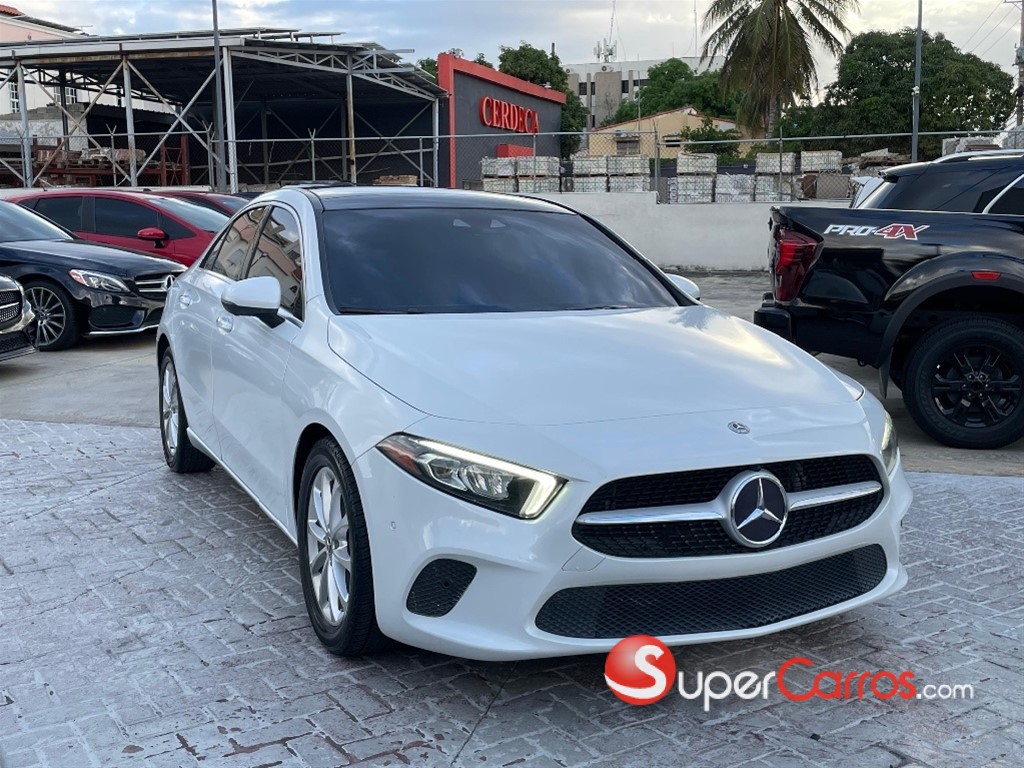 2020 Mercedes-Benz 220 — foto 3 / 10