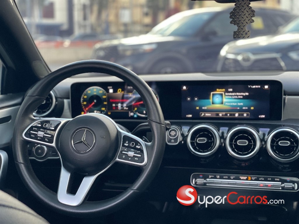 2020 Mercedes-Benz 220 — foto 9 / 10