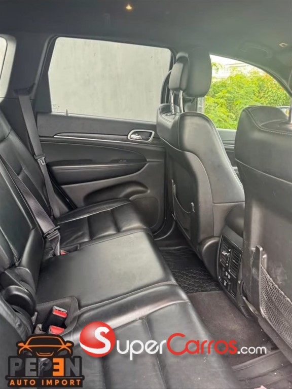 2019 Jeep Grand Cherokee Limited — foto 8 / 10