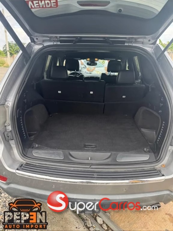 2019 Jeep Grand Cherokee Limited — foto 9 / 10