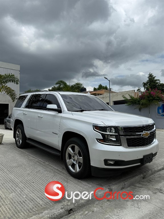 2017 Chevrolet Tahoe — foto 2 / 7