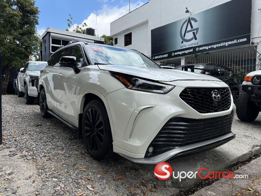 2021 Toyota Highlander XSE