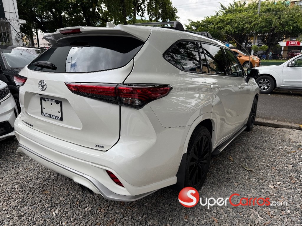 2021 Toyota Highlander XSE — foto 5 / 12