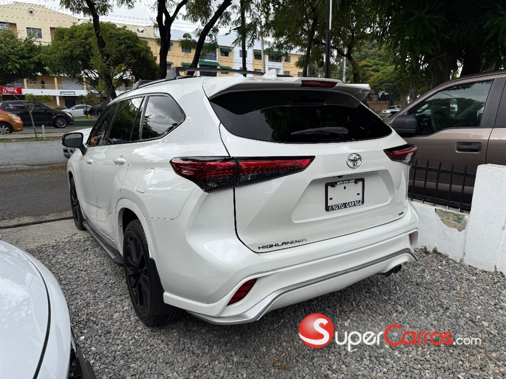2021 Toyota Highlander XSE — foto 6 / 12