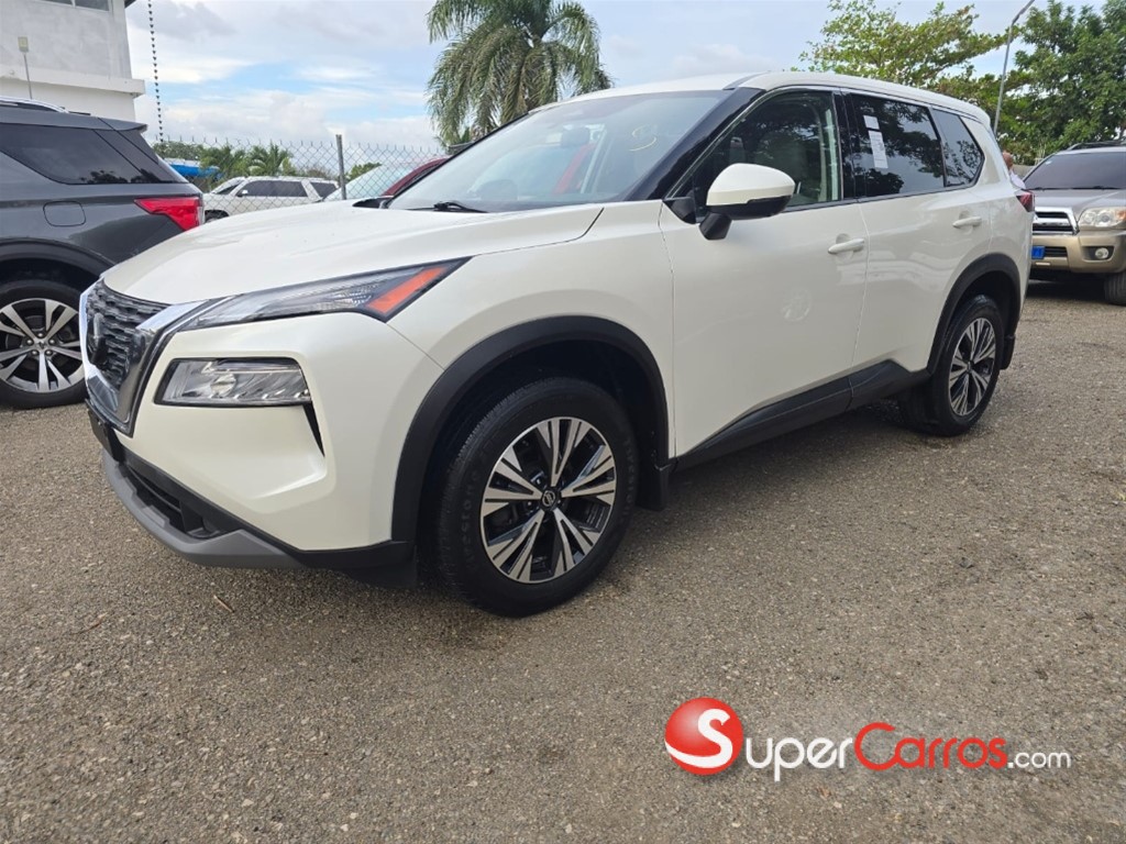 2021 Nissan Rogue SV — foto 4 / 11