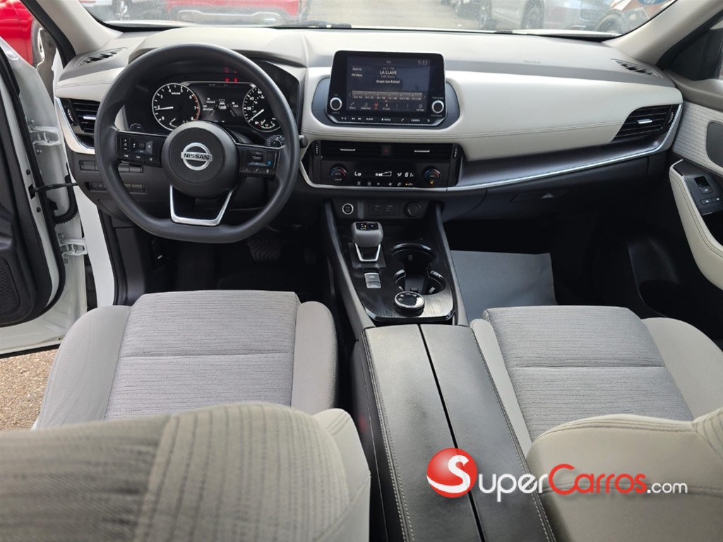 2021 Nissan Rogue SV — foto 10 / 11