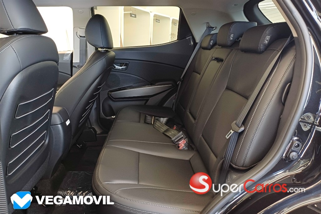 2026 KGM Tivoli LIMITED — foto 8 / 12