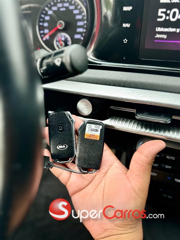2021 Kia K-5 — foto 10 / 12
