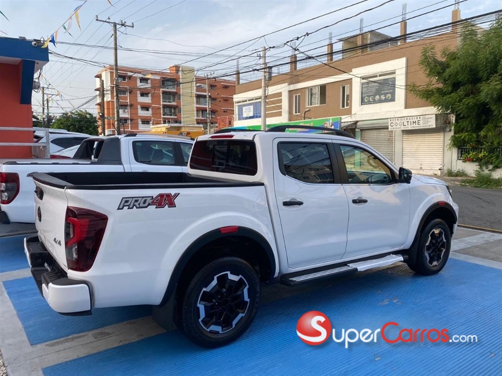 2024 Nissan Navara — foto 3 / 12