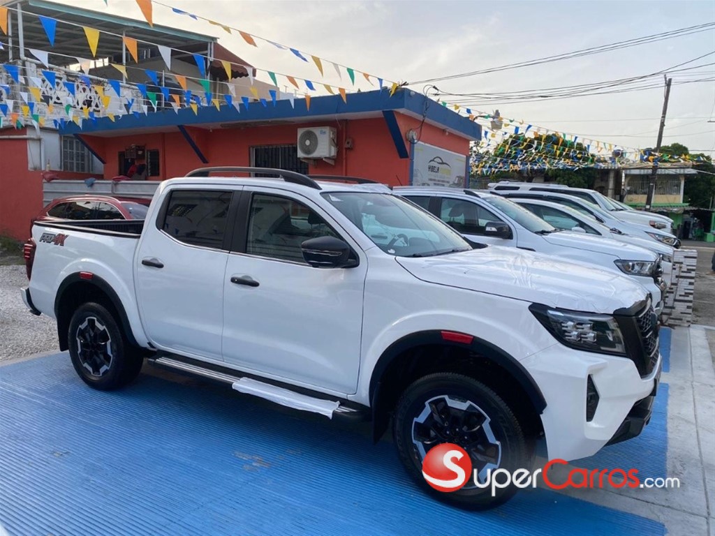 2024 Nissan Navara — foto 4 / 12