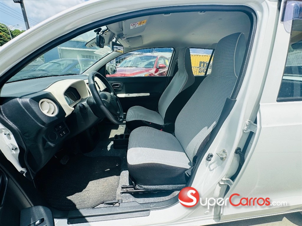 2020 Suzuki Alto — foto 6 / 12