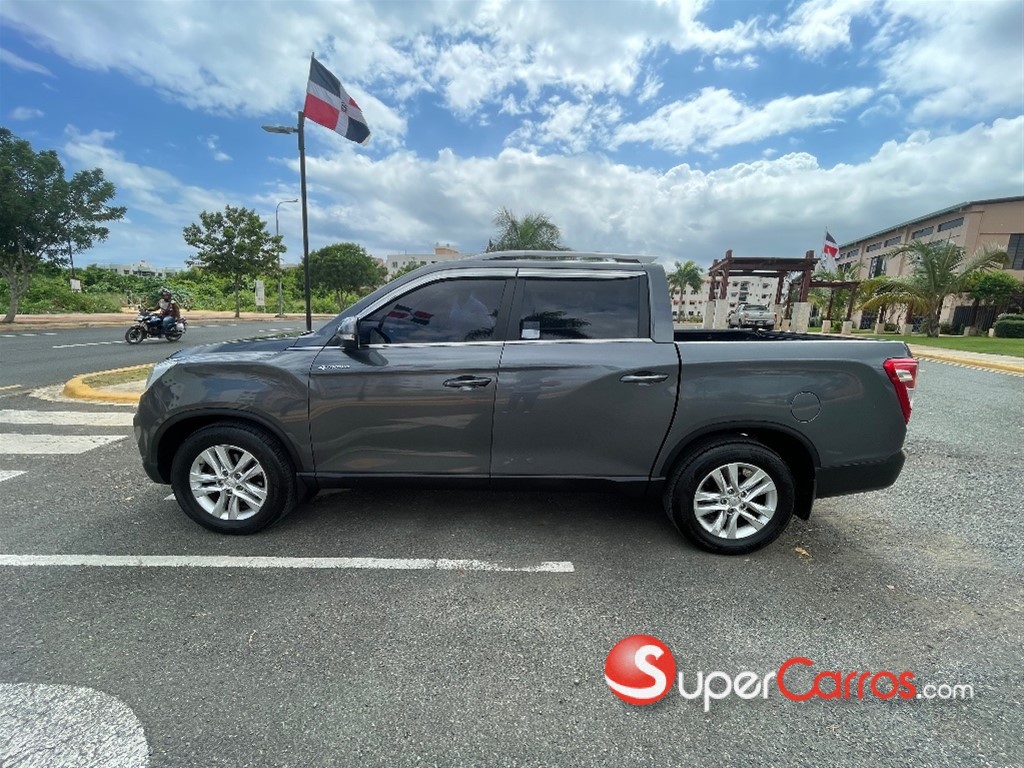 2019 KGM Musso — foto 3 / 10