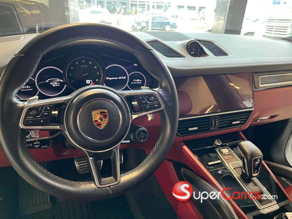 2021 Porsche Cayenne GTS — foto 12 / 12