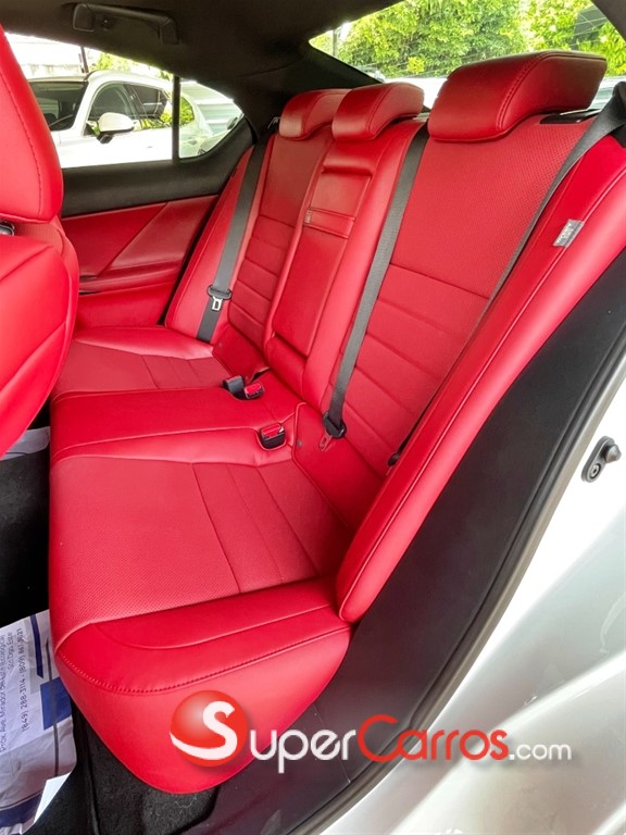 2023 Lexus IS 350 F Sport — foto 8 / 12