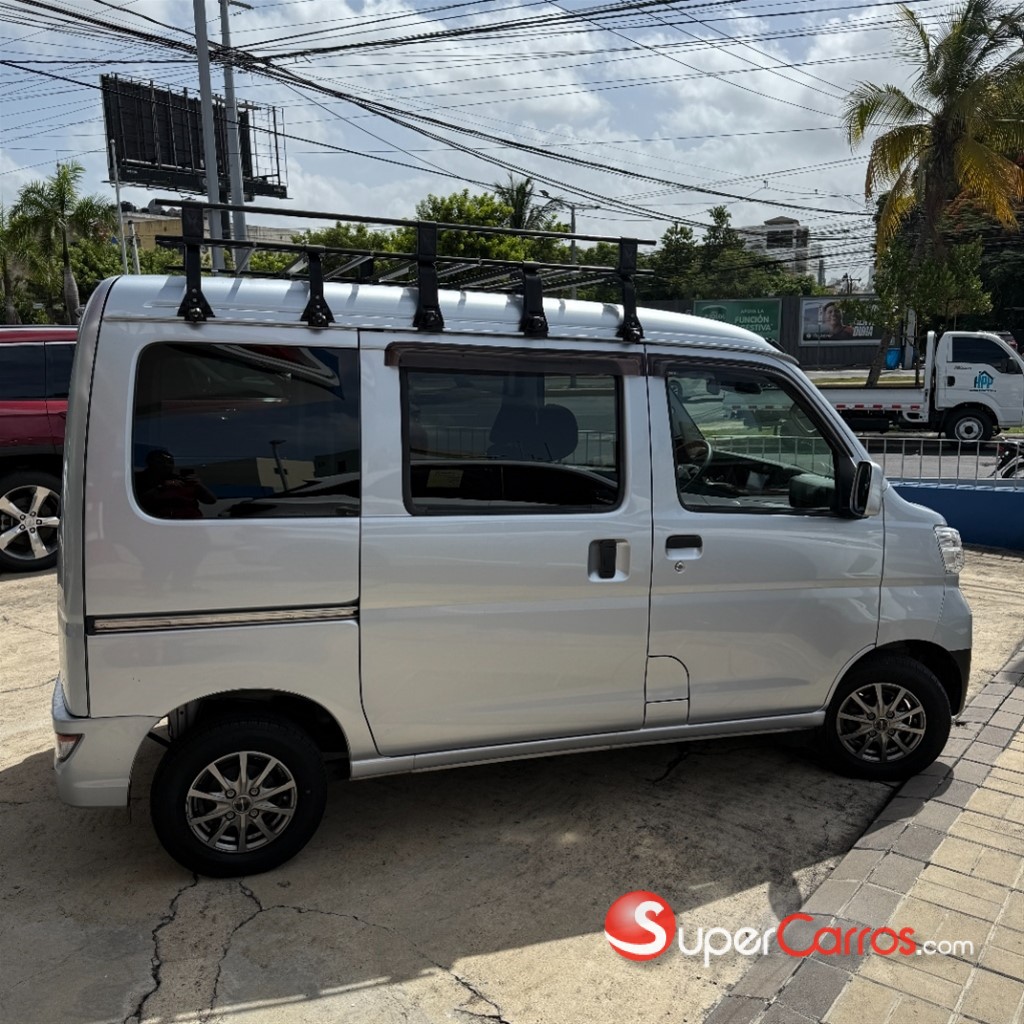 2019 Toyota Pixis — foto 4 / 9