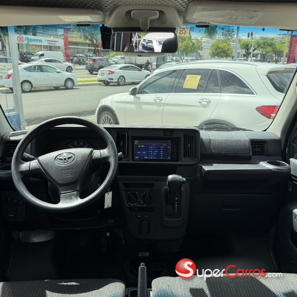 2019 Toyota Pixis — foto 8 / 9