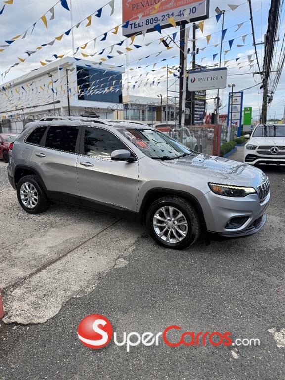 2019 Jeep Cherokee Latitude Plus — foto 3 / 10