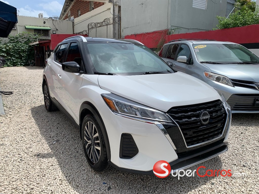 2023 Nissan Kicks SV