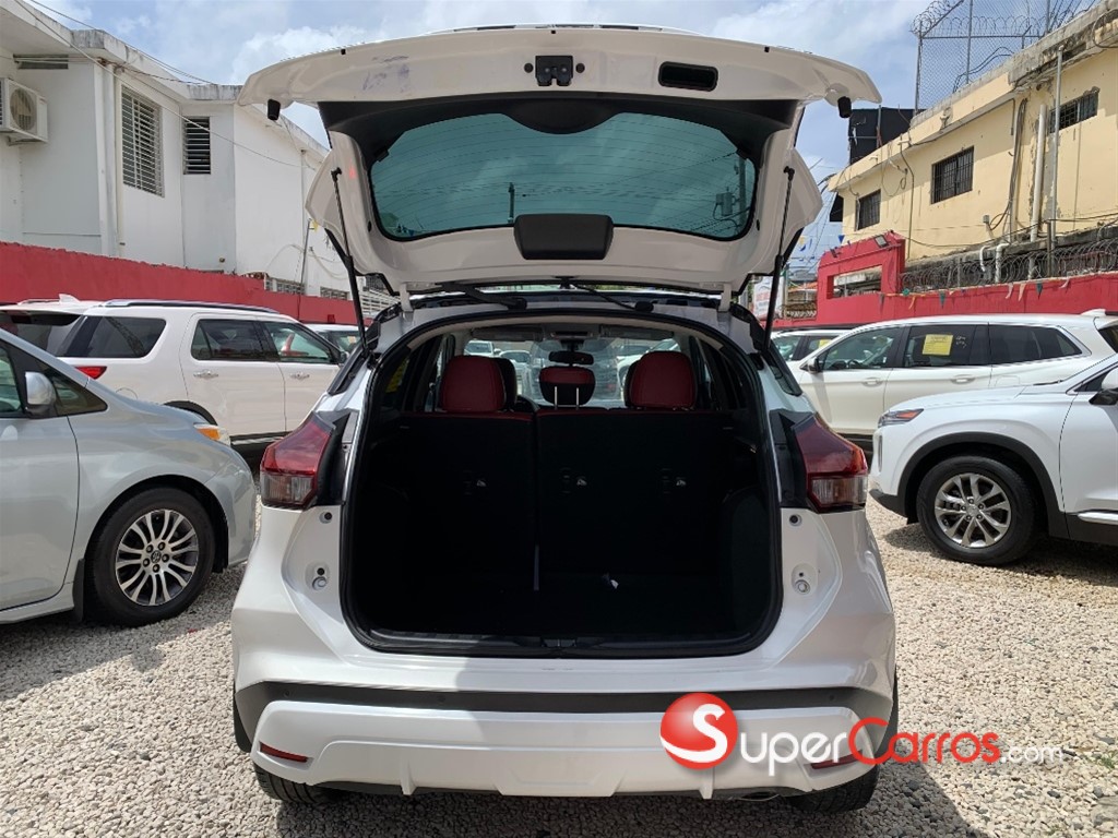 2023 Nissan Kicks SV — foto 9 / 11