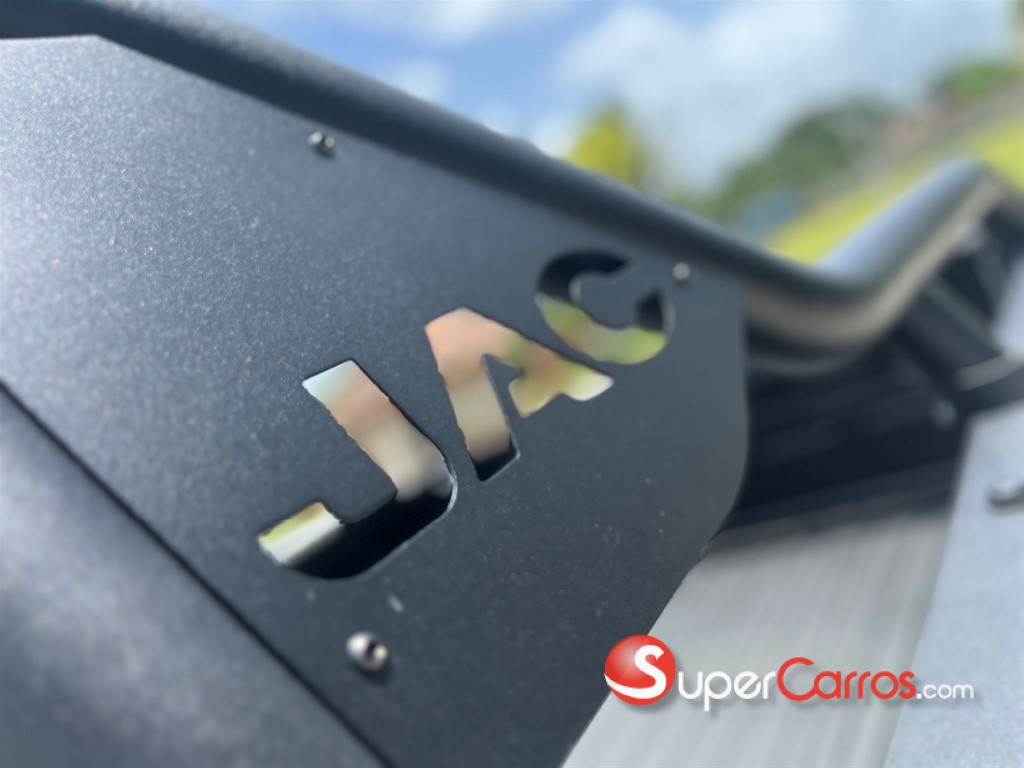 2027 Jac T9 — foto 8 / 12