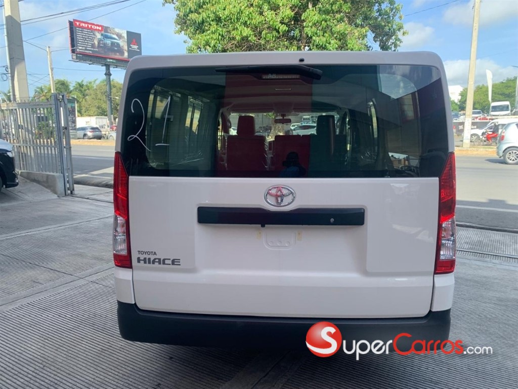 2025 Toyota Hiace — foto 6 / 12