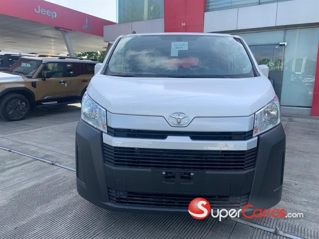 2025 Toyota Hiace — foto 11 / 12