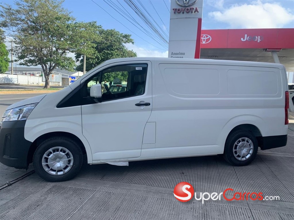 2025 Toyota Hiace — foto 12 / 12