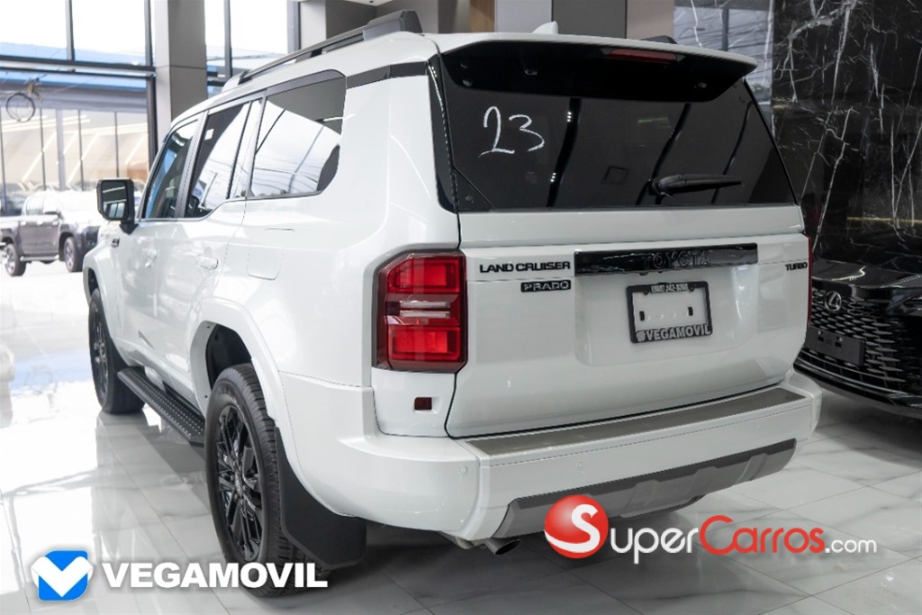 2025 Toyota Land Cruiser Prado Luxury 01 — foto 3 / 12