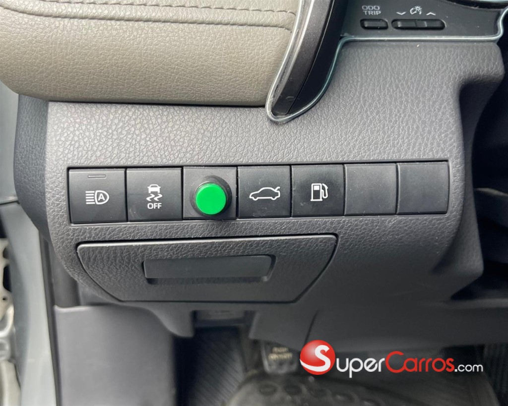 2018 Toyota Camry LE — foto 2 / 12