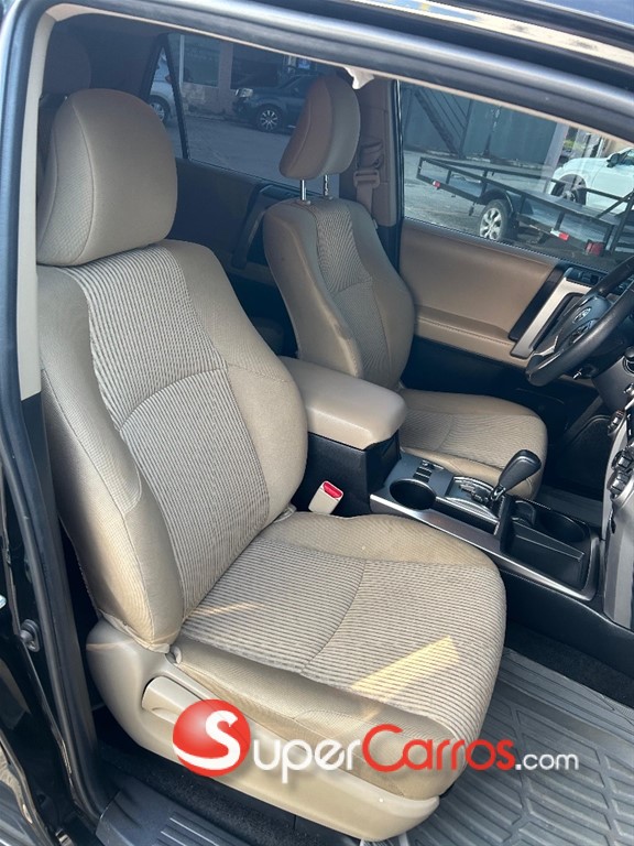 2023 Toyota 4 Runner — foto 7 / 12