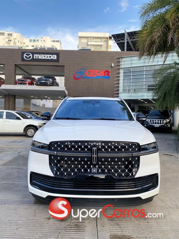 2025 Lincoln Navigator Black Label — foto 2 / 10