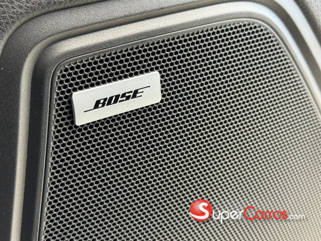 2019 Porsche Macan S — foto 8 / 12