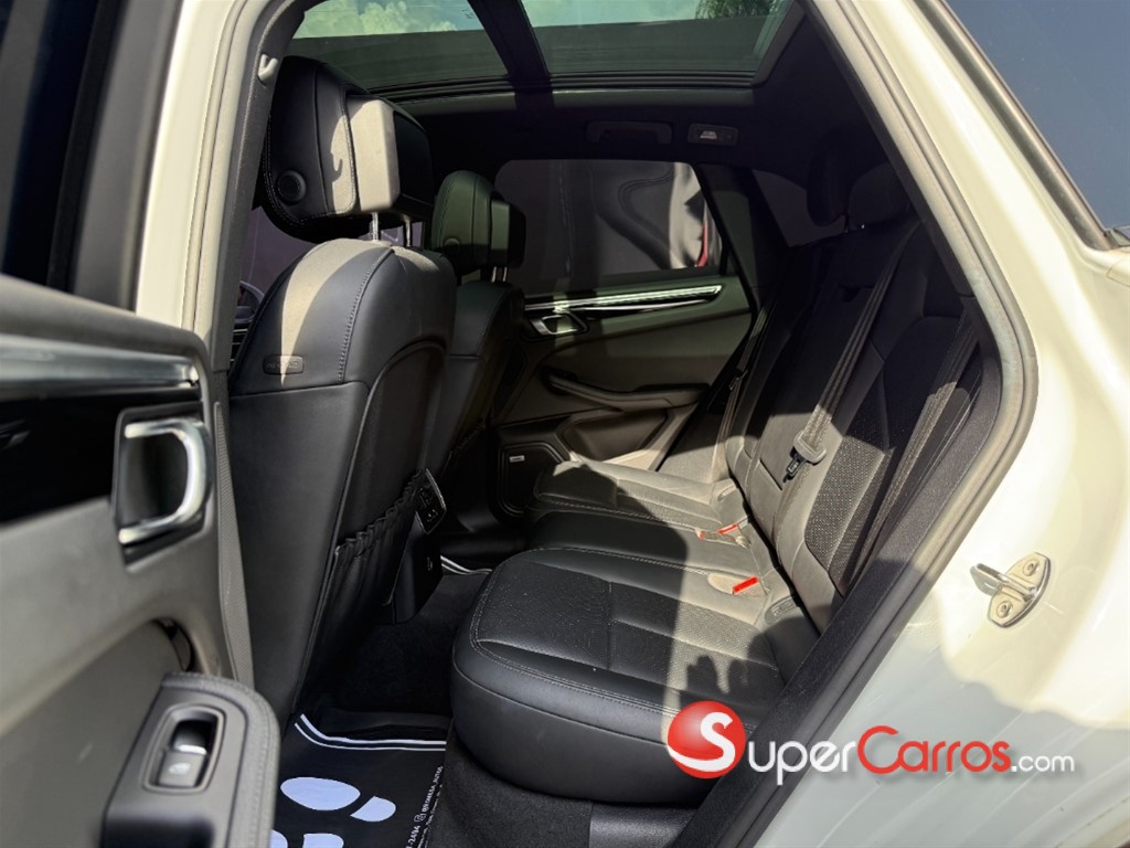 2019 Porsche Macan S — foto 11 / 12