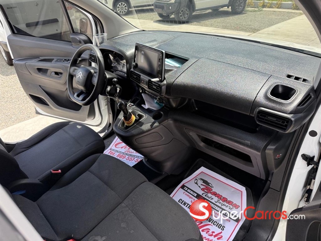2022 Citroen Berlingo Carga — foto 6 / 8