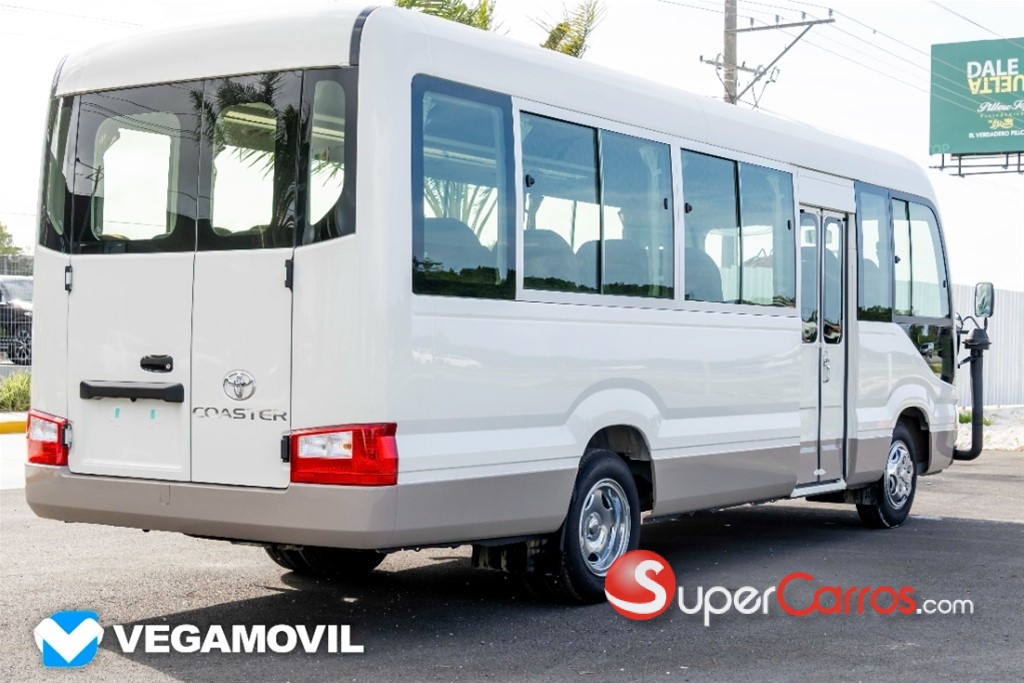 2026 Toyota Coaster — foto 3 / 12