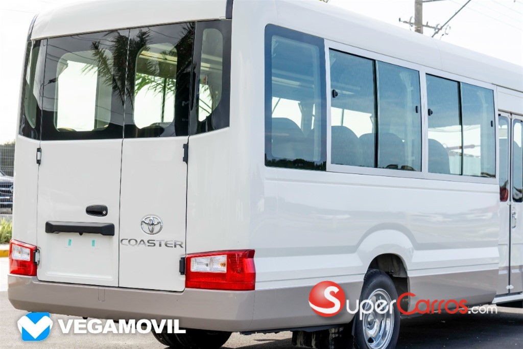 2026 Toyota Coaster — foto 6 / 12