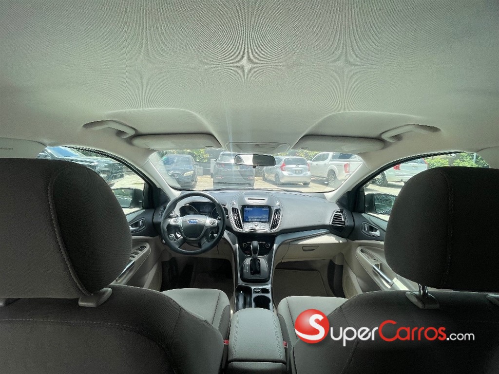 2016 Ford Escape — foto 9 / 12