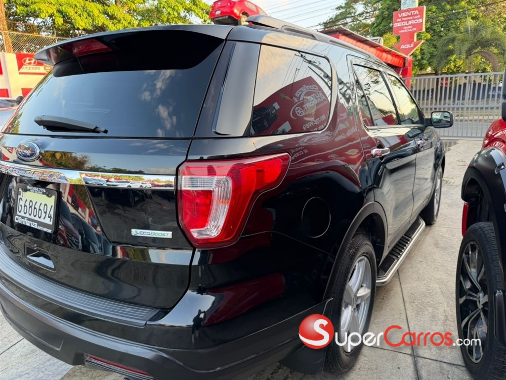2018 Ford Explorer — foto 4 / 8