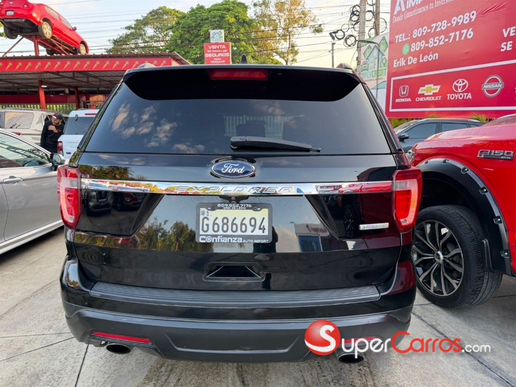 2018 Ford Explorer — foto 5 / 8
