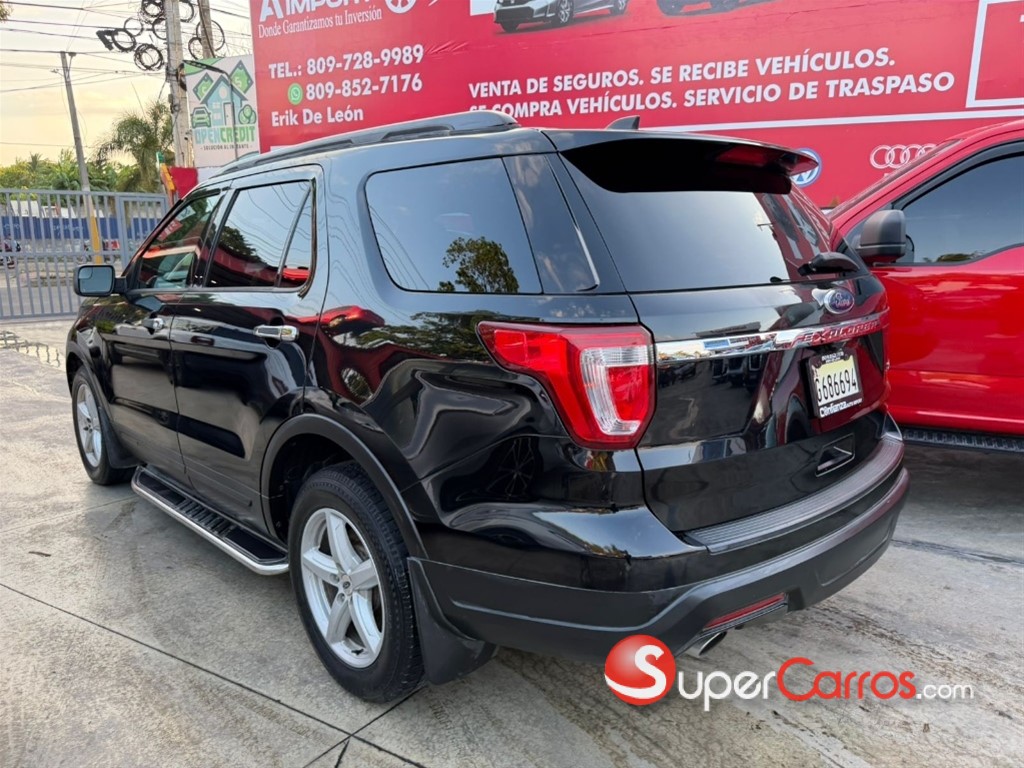 2018 Ford Explorer — foto 6 / 8