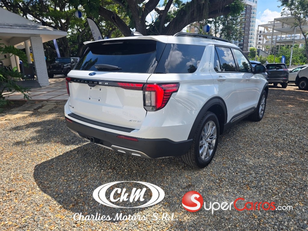 2026 Ford Explorer Active — foto 3 / 12