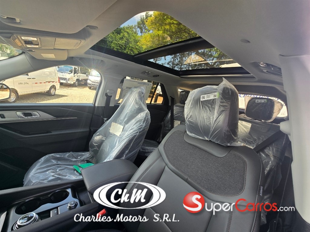 2026 Ford Explorer Active — foto 11 / 12