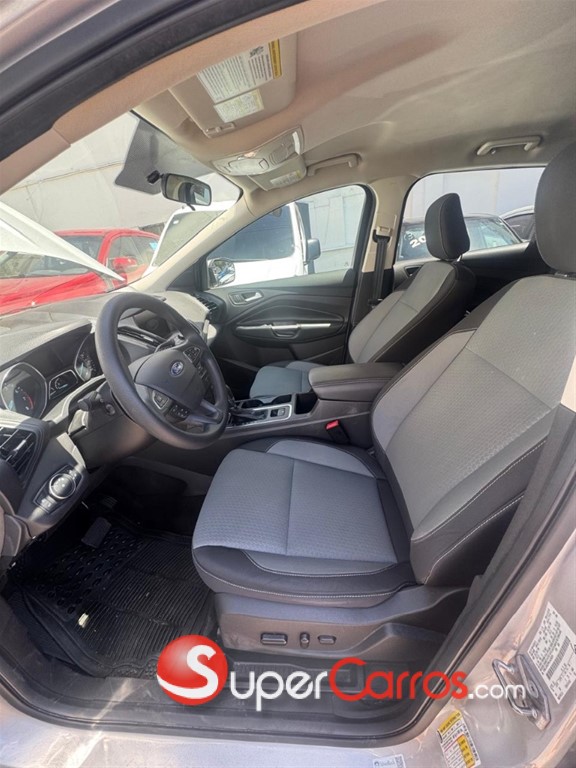 2019 Ford Escape Ecoboost — foto 5 / 8