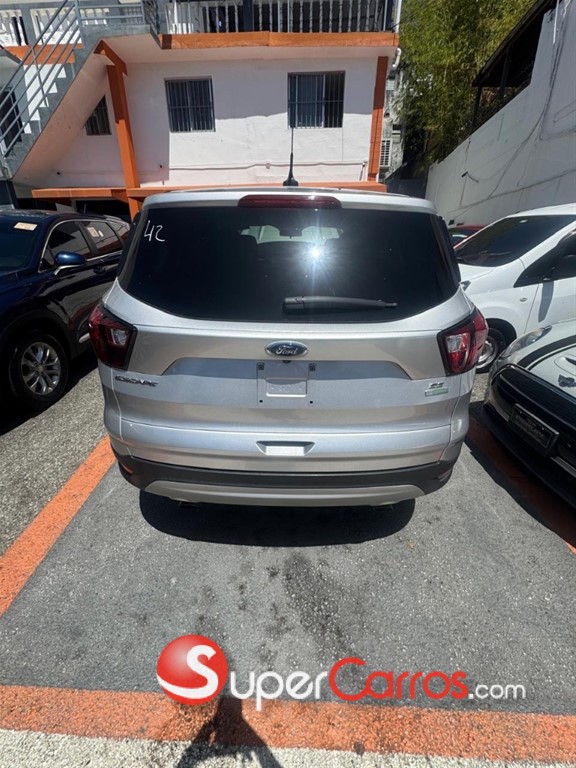 2019 Ford Escape Ecoboost — foto 8 / 8