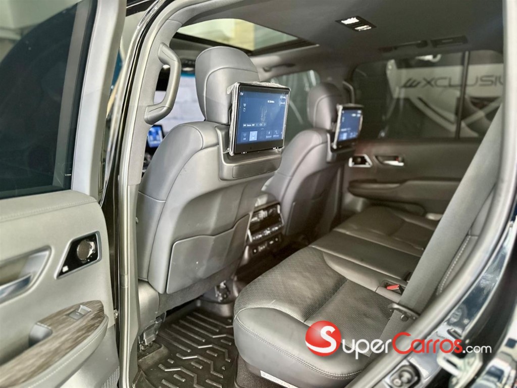 2024 Toyota Land Cruiser VXR — foto 8 / 12
