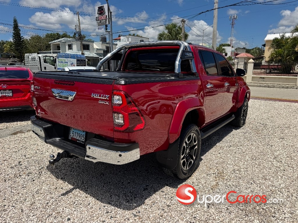 2025 Toyota Hilux SRX — foto 6 / 12