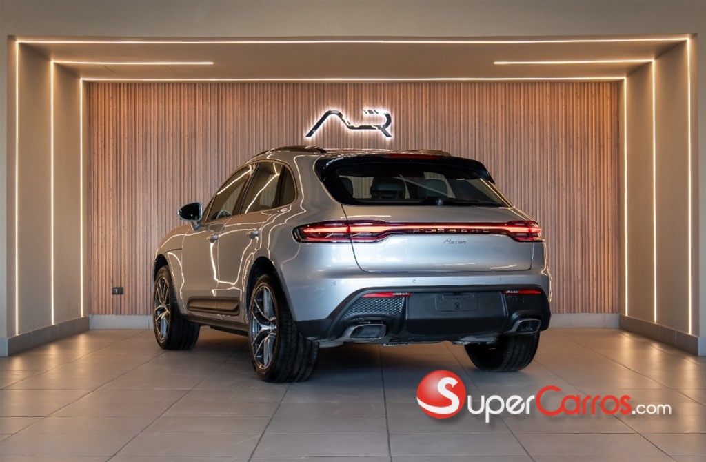 2025 Porsche Macan — foto 5 / 12